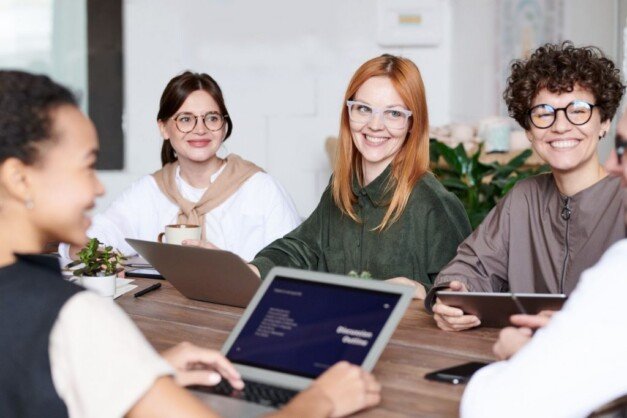 mulheres no ambiente de trabalho